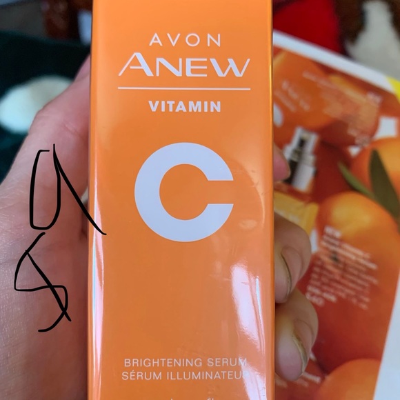 Makeup - Picture 1 of 6